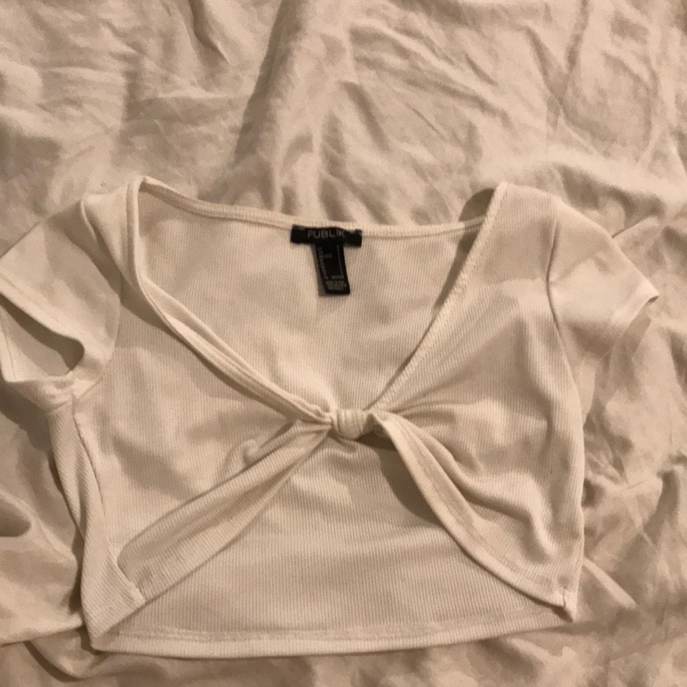 PUBLIK SMALL WHITE CROP TOP